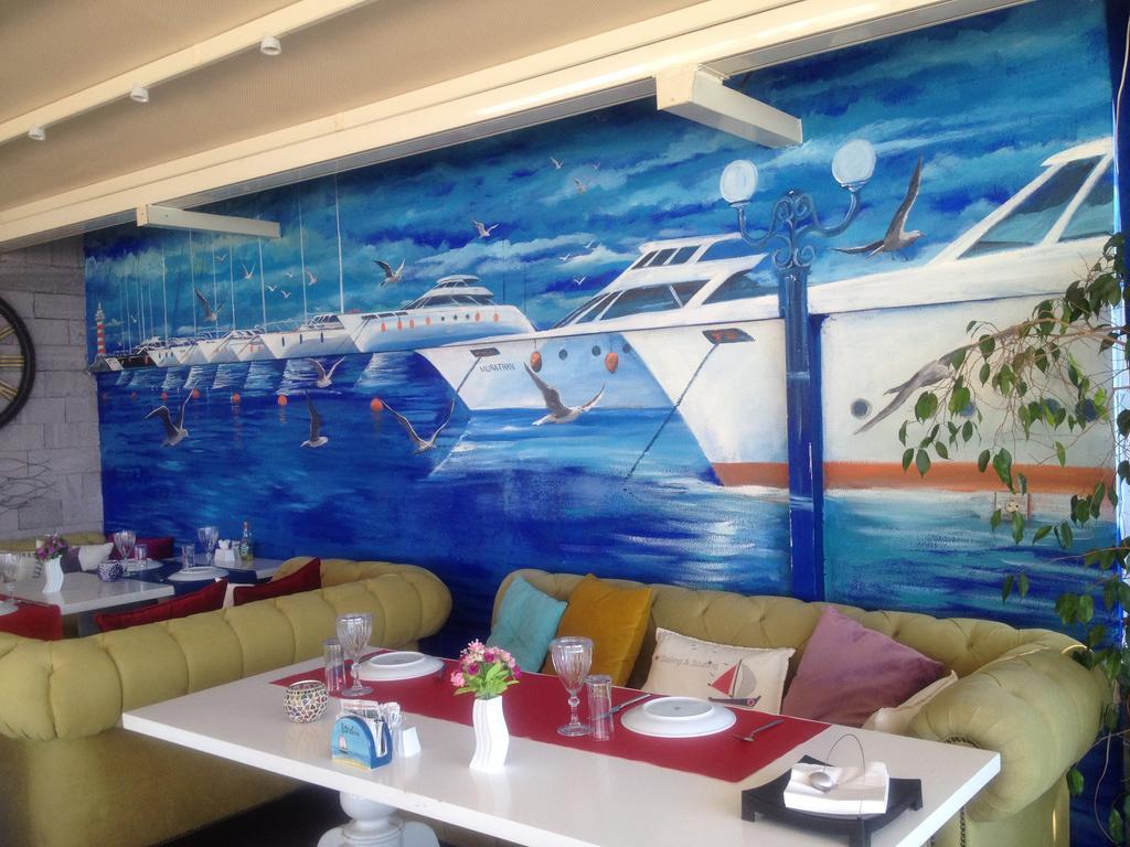 Alp Otel Restaurant Küçükkuyu Eksteriør bilde